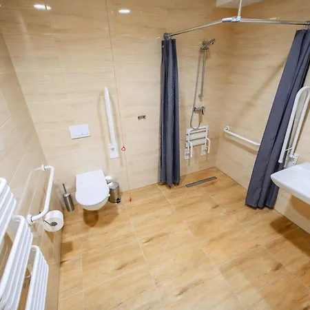 Goscinne Modr Hotel *