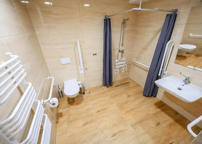 Goscinne Modr Hotel *